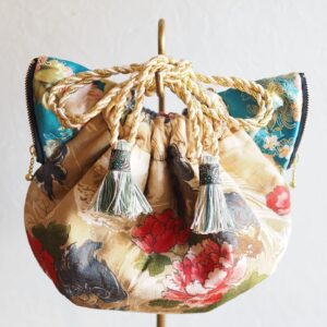 Cat*shoulder №35