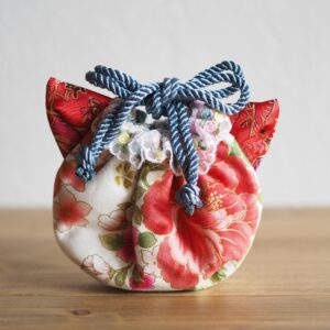 Cat*mini №142 lace (sold out)