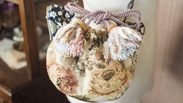 Cat*shoulder №56